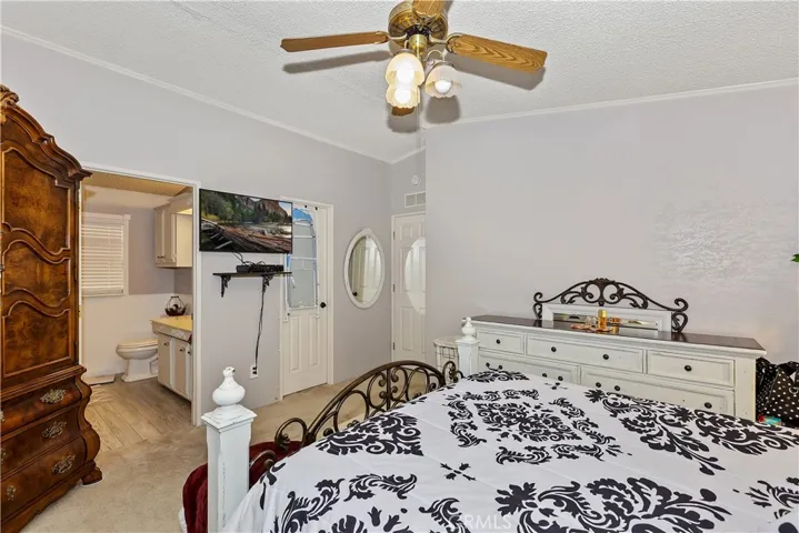 13393 Mariposa Road 249, Victorville, California 92395