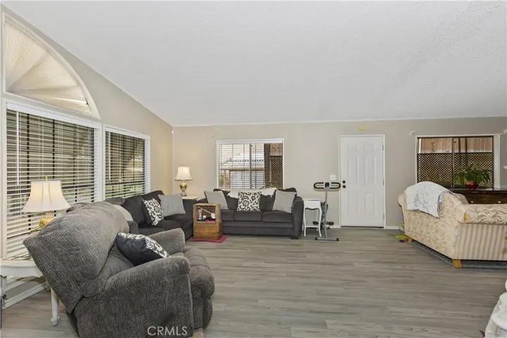 13393 Mariposa Road 249, Victorville, California 92395