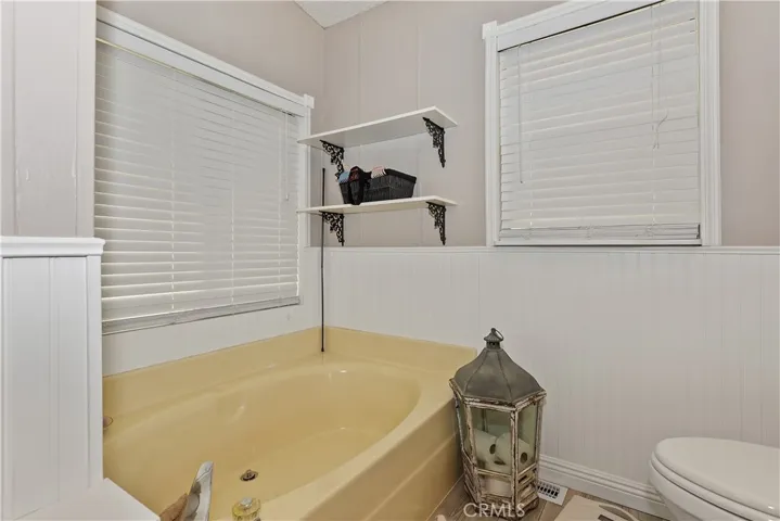 13393 Mariposa Road 249, Victorville, California 92395