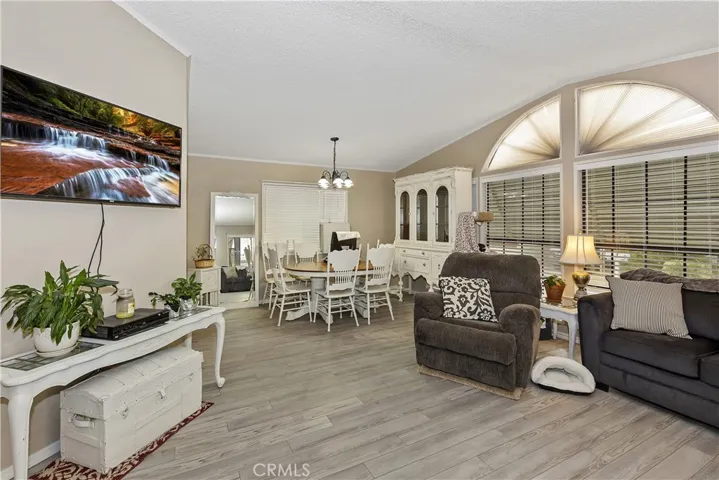 13393 Mariposa Road 249, Victorville, California 92395