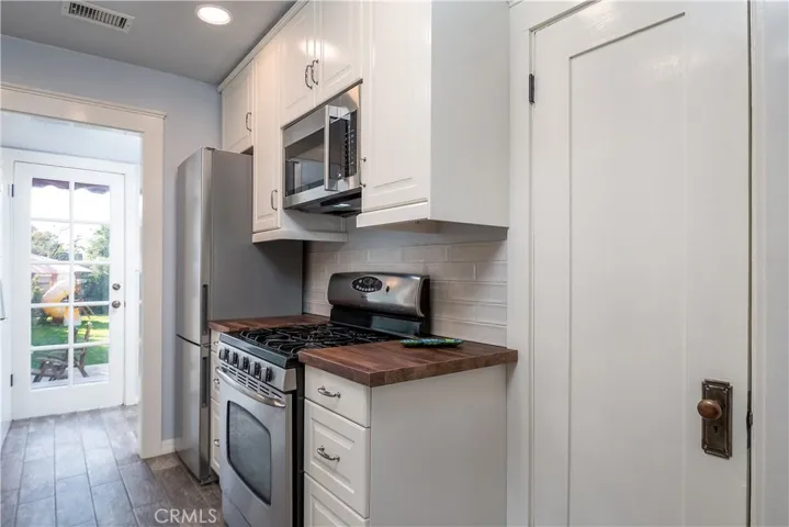 7731 Friends Avenue, Whittier, California 90602