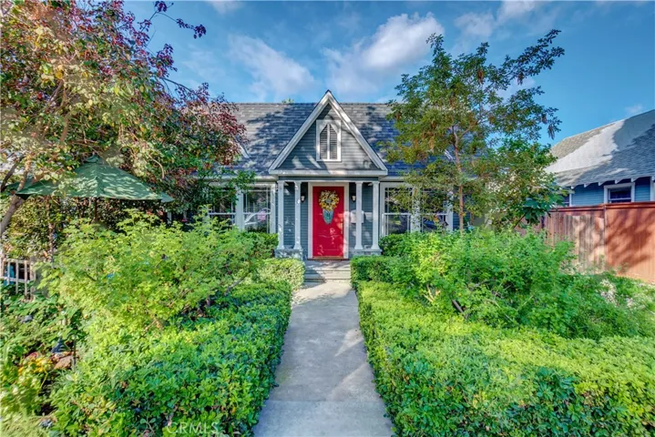 Welcome to an Uptown charmer... 7731 Friends Ave., Whittier