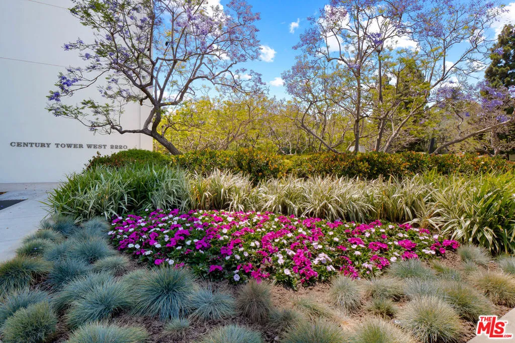 2220 Avenue Of The Stars 1501, Los Angeles, California 90067 home-pic-23