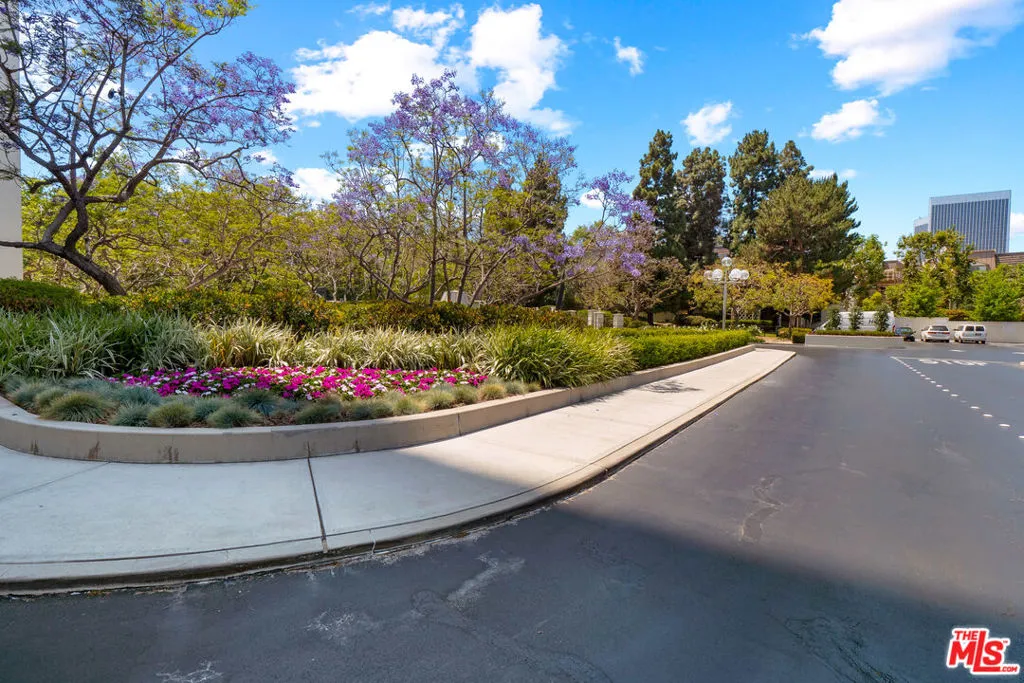 2220 Avenue Of The Stars 1501, Los Angeles, California 90067 home-pic-24