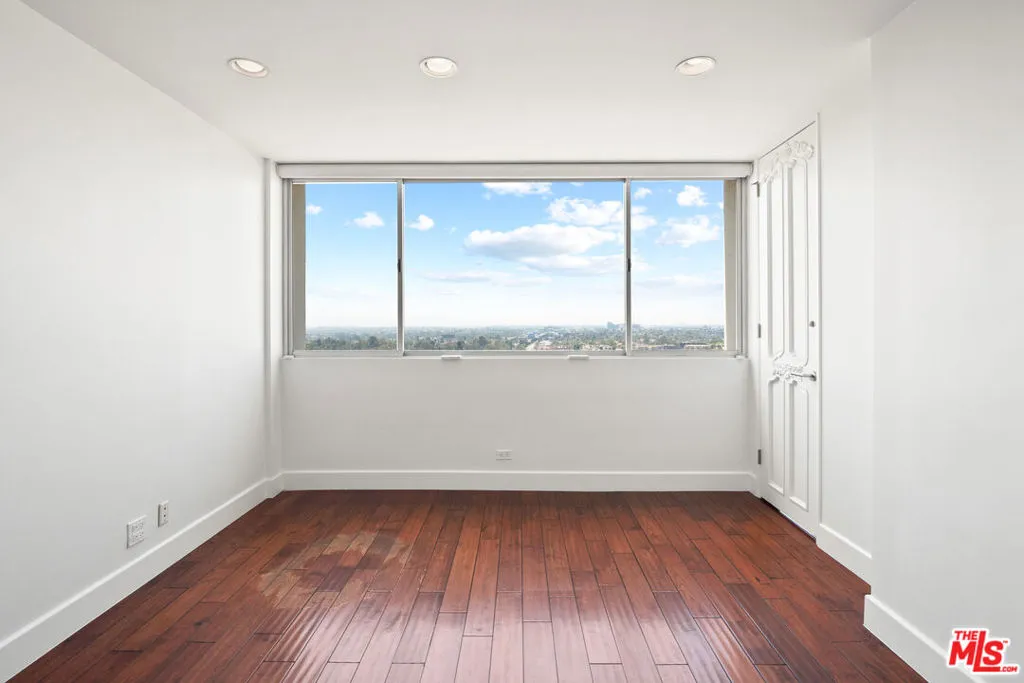 2220 Avenue Of The Stars 1501, Los Angeles, California 90067 home-pic-16
