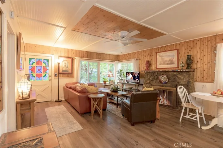 29371 Hillside Lane, Silverado Canyon, California 92676