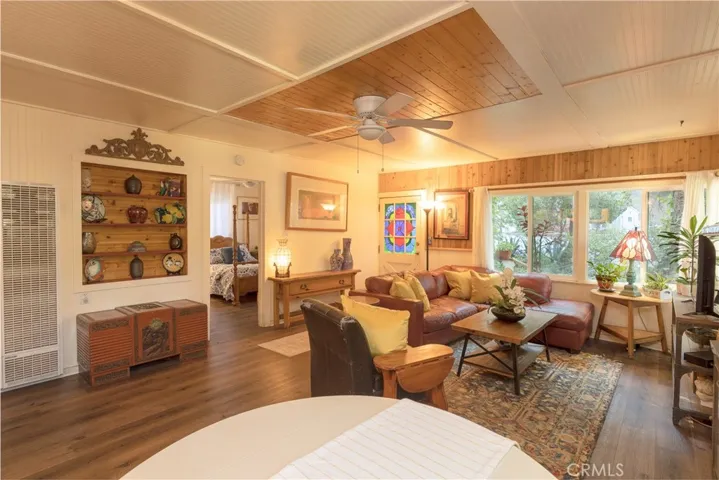29371 Hillside Lane, Silverado Canyon, California 92676