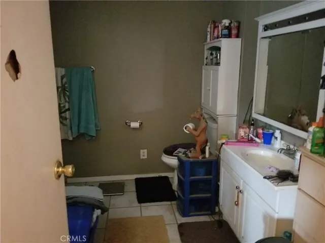 2 BATHROOM