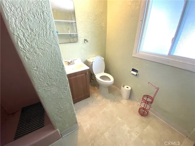 6652 Lindsey Avenue, Pico Rivera, California 90660