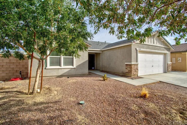 3219 Justin Court, Lancaster, California 93535
