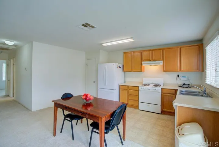 3219 Justin Court, Lancaster, California 93535