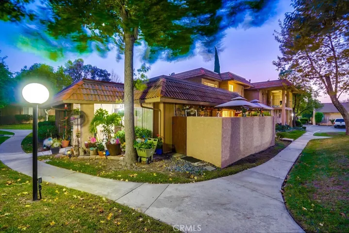 1064 Las Lomas Drive B, La Habra, California 90631