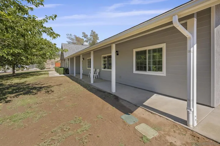 532 Amigos Rd, Ramona, California 92065