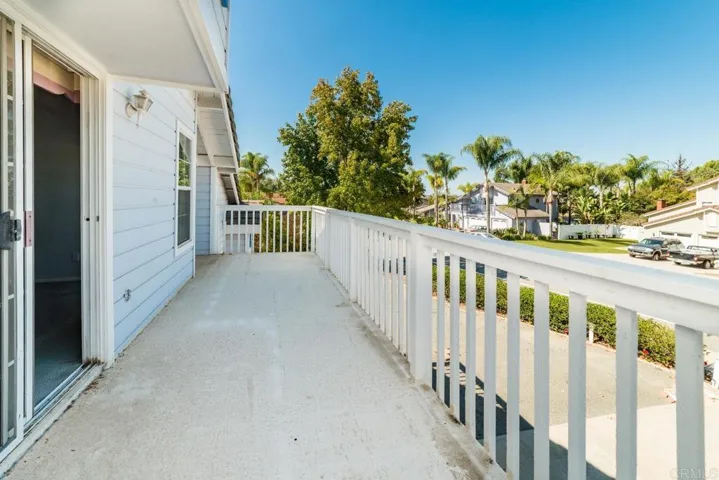 887 Quail Hill Drive, San Marcos, California 92078
