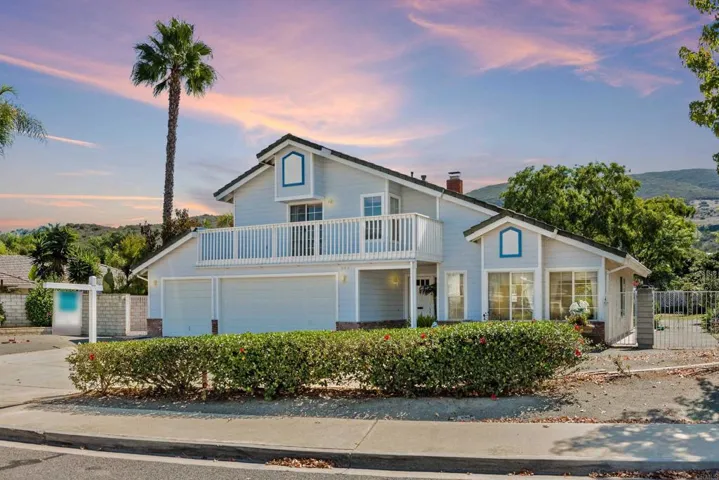 887 Quail Hill Drive, San Marcos, California 92078