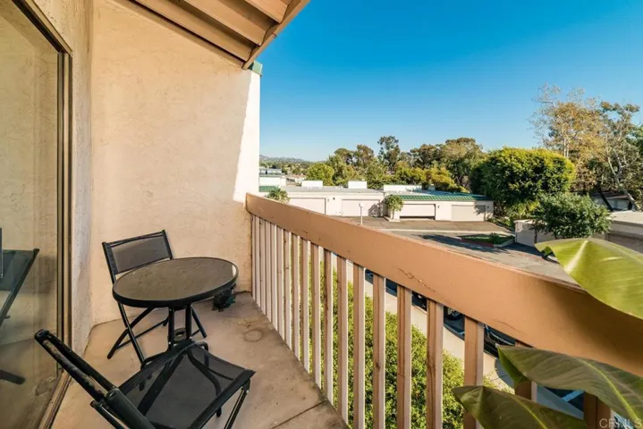679 Copper Drive, Vista, California 92083
