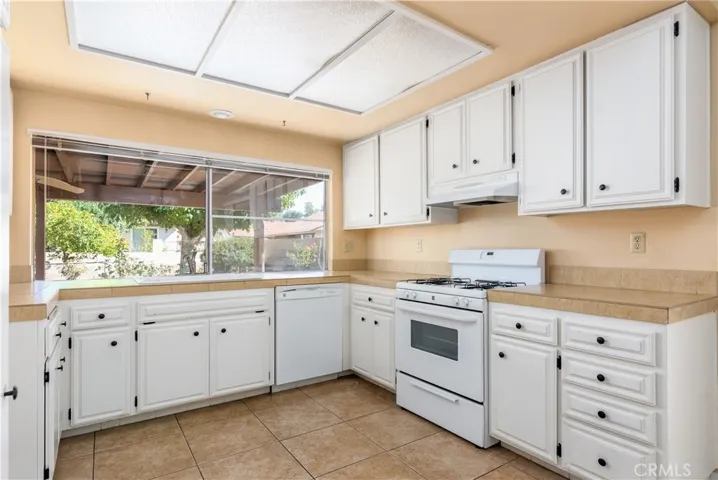 1128 Alleppo Court, Hemet, California 92545