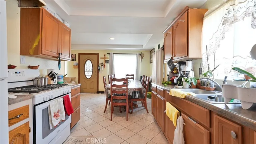 1065 Magnolia Avenue, San Bernardino, California 92411