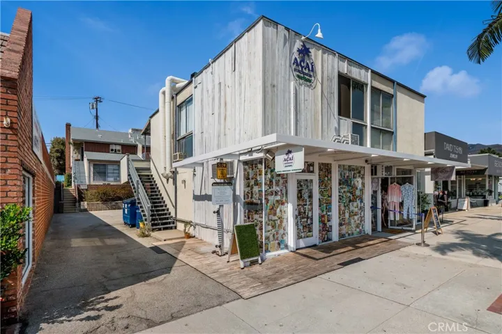 855 Via De La Paz, Pacific Palisades, California 90272