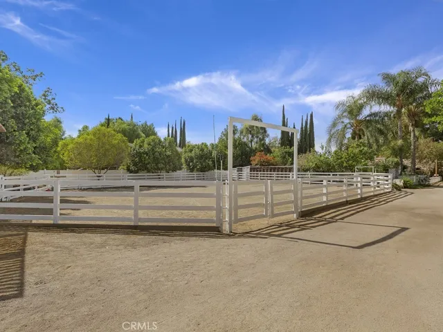1271 Corona Avenue, Norco, California 92860
