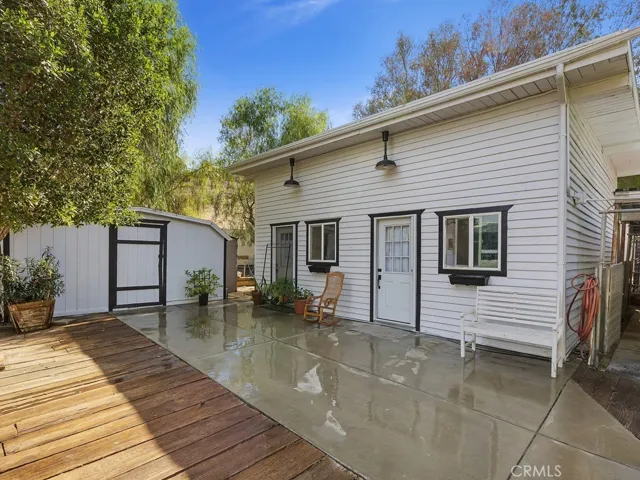 cottage