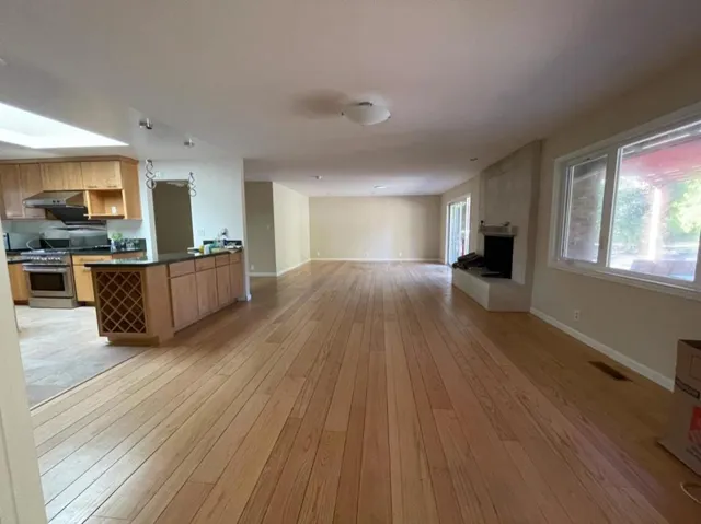 , Palo Alto, California 94301