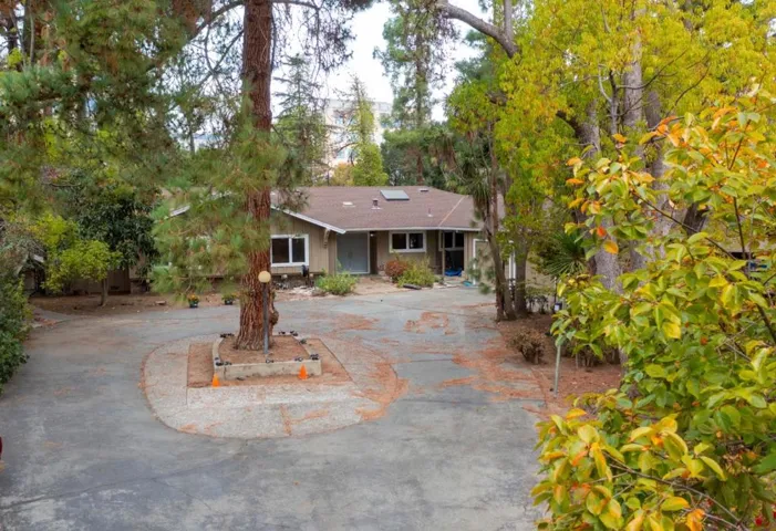 , Palo Alto, California 94301