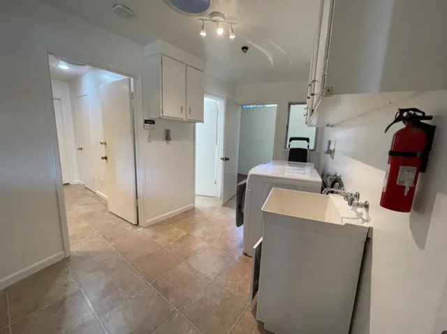 , Palo Alto, California 94301