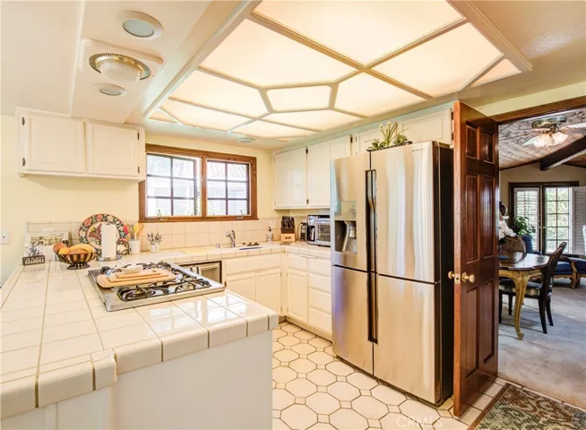28 Sausalito Circle W, Manhattan Beach, California 90266