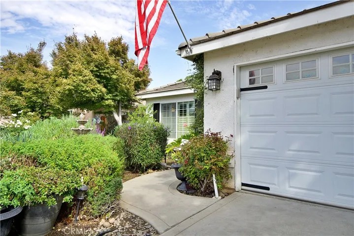 7418 N Mansionette Drive, Fresno, California 93720