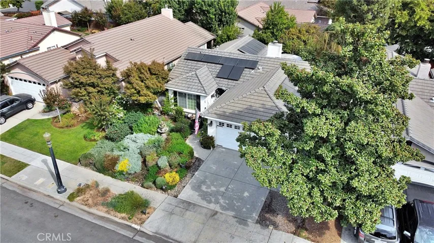 7418 N Mansionette Drive, Fresno, California 93720