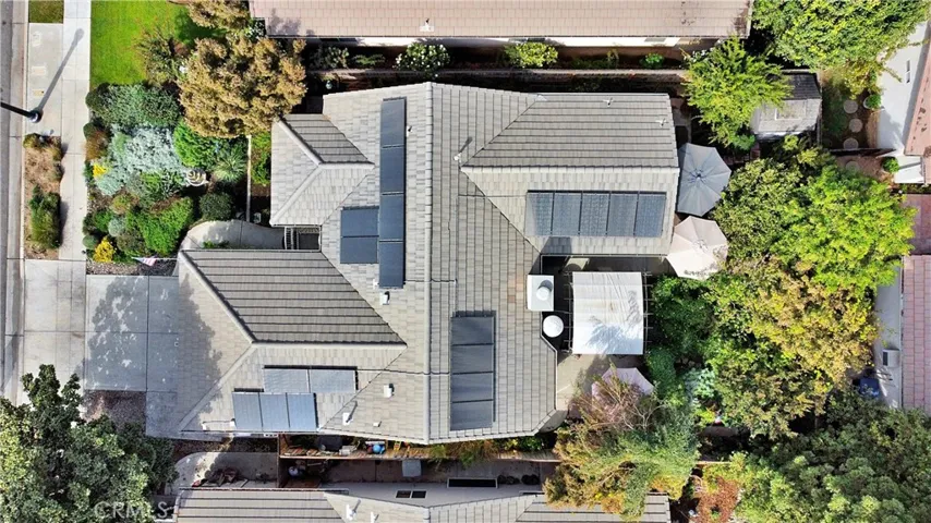 7418 N Mansionette Drive, Fresno, California 93720
