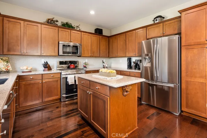 2186 Chaparrel Lane, Mentone, California 92359