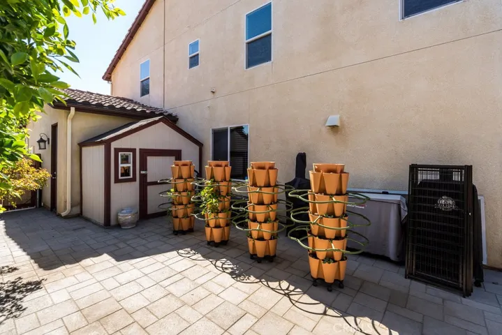 2186 Chaparrel Lane, Mentone, California 92359