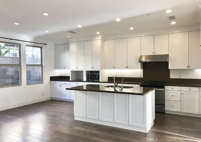 105 Overbrook, Irvine, California 92620