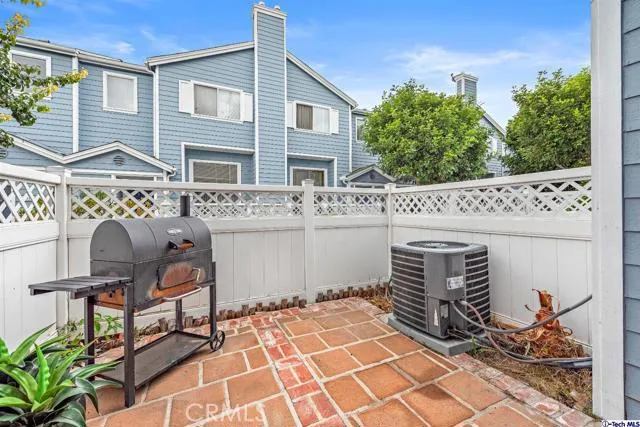 13128 Sycamore Village Dr, Norwalk, California 90650