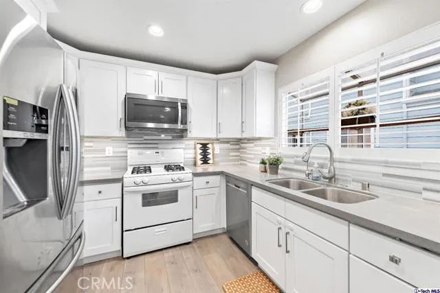 13128 Sycamore Village Dr, Norwalk, California 90650