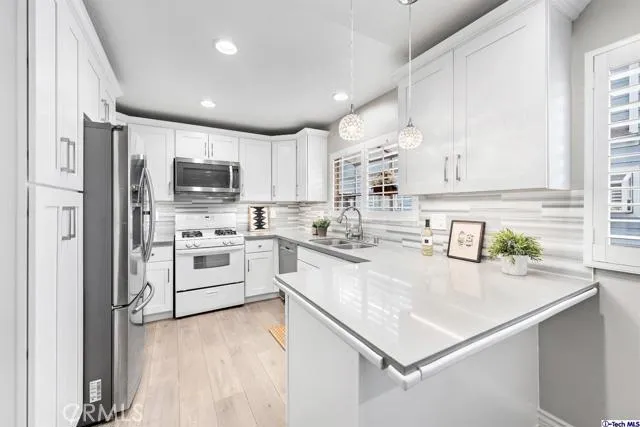 13128 Sycamore Village Dr, Norwalk, California 90650