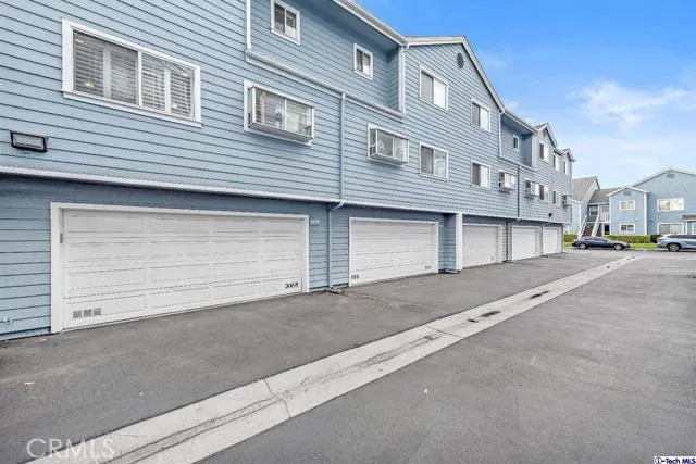 13128 Sycamore Village Dr, Norwalk, California 90650