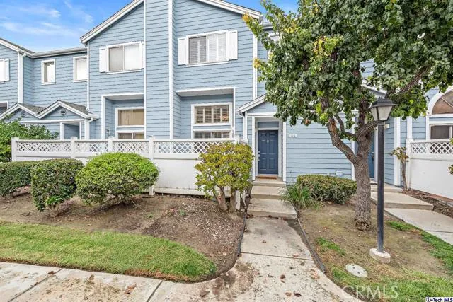 13128 Sycamore Village Dr, Norwalk, California 90650