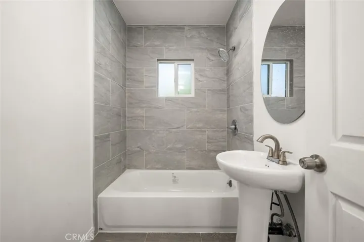 1253 Fraser Avenue, Los Angeles, California 90022