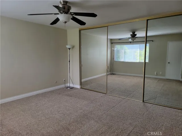 18550 Hatteras Street 17, Tarzana, California 91356
