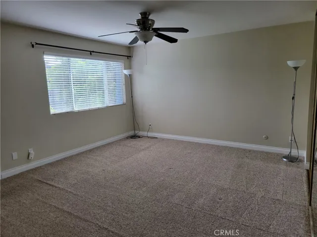 18550 Hatteras Street 17, Tarzana, California 91356
