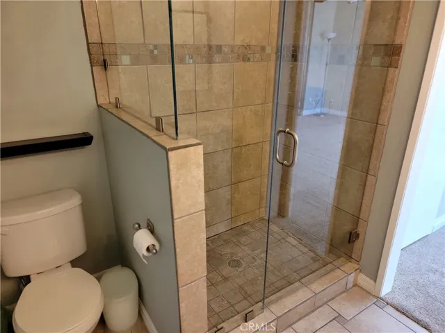 18550 Hatteras Street 17, Tarzana, California 91356