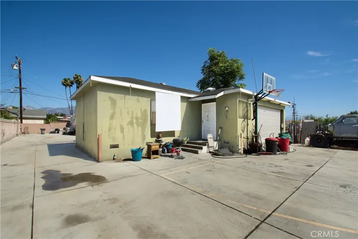9613 Gidley Street, Temple City, California 91780