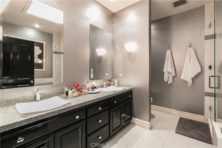 19218 Wells Drive, Tarzana, California 91356
