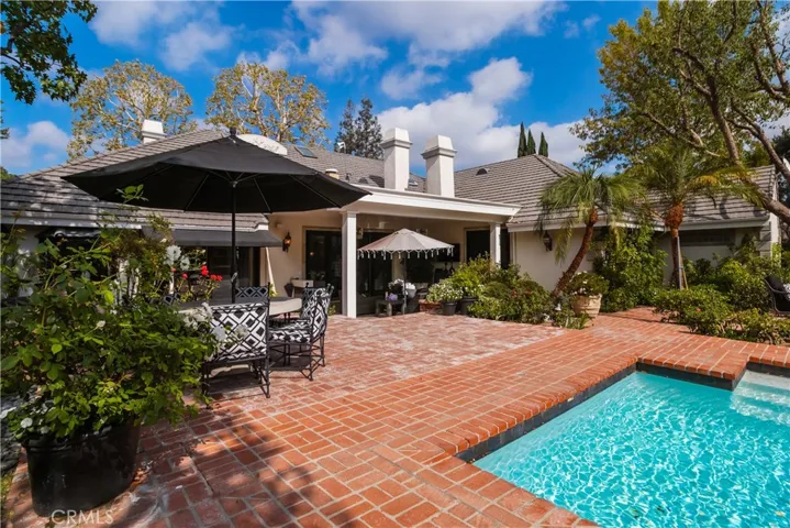 19218 Wells Drive, Tarzana, California 91356
