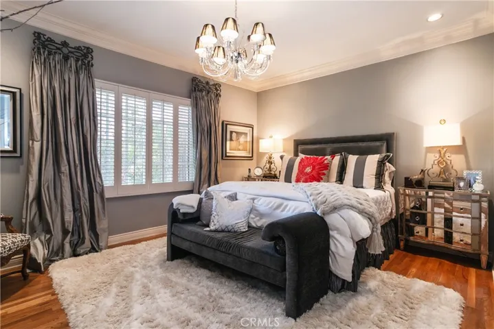19218 Wells Drive, Tarzana, California 91356