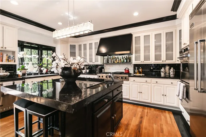 19218 Wells Drive, Tarzana, California 91356