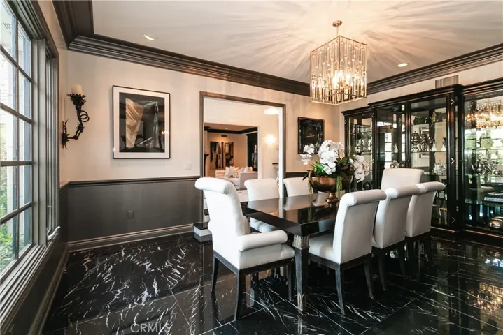 19218 Wells Drive, Tarzana, California 91356